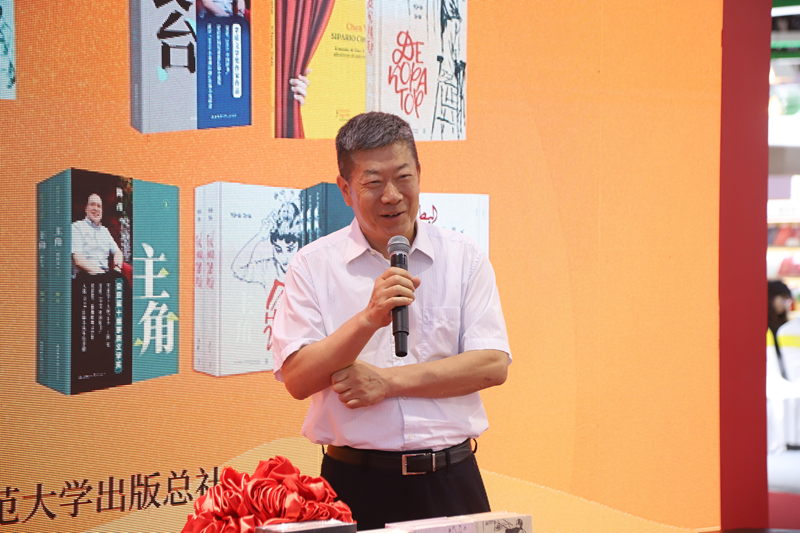 3.阎晓宏_副本.jpg